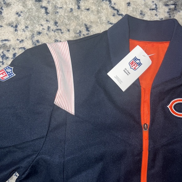 New Nike Chicago Bears On Field Performance Jacket - Picture 3 of 6